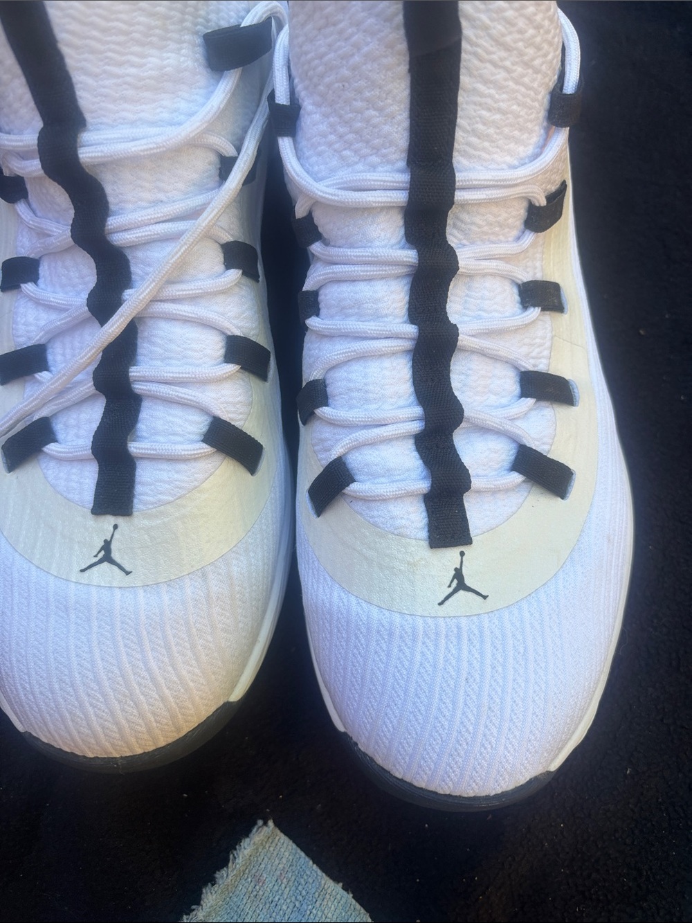 Jordan White and Black Performance Basketball Shoes AH8 110-110 Number. - Picture 6 of 8